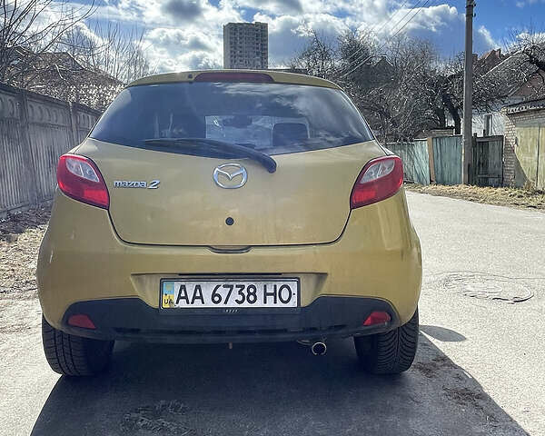 Мазда 2, объемом двигателя 1.5 л и пробегом 303 тыс. км за 4600 $, фото 1 на Automoto.ua