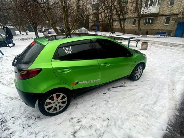 Мазда 2, об'ємом двигуна 1.4 л та пробігом 180 тис. км за 4700 $, фото 3 на Automoto.ua