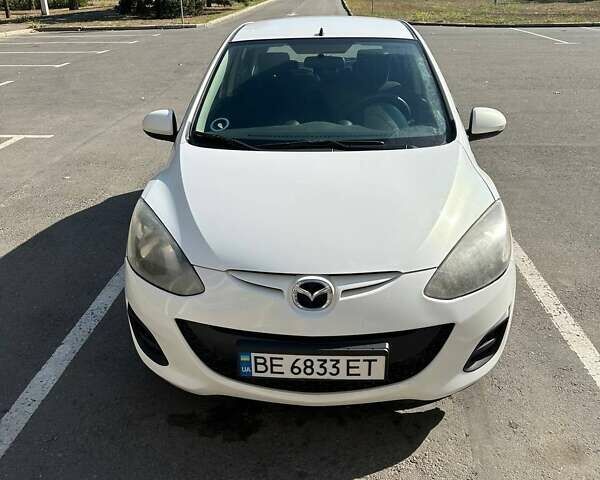 Мазда 2, объемом двигателя 1.35 л и пробегом 270 тыс. км за 5000 $, фото 2 на Automoto.ua