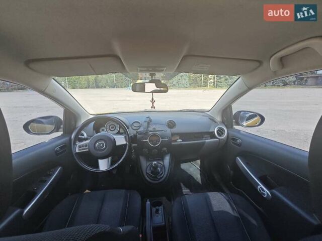 Жовтий Мазда 2, об'ємом двигуна 1.5 л та пробігом 74 тис. км за 5600 $, фото 15 на Automoto.ua