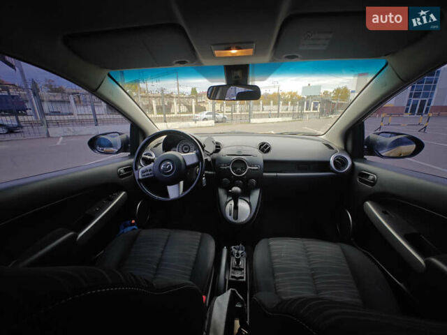 Жовтий Мазда 2, об'ємом двигуна 1.5 л та пробігом 103 тис. км за 6200 $, фото 9 на Automoto.ua