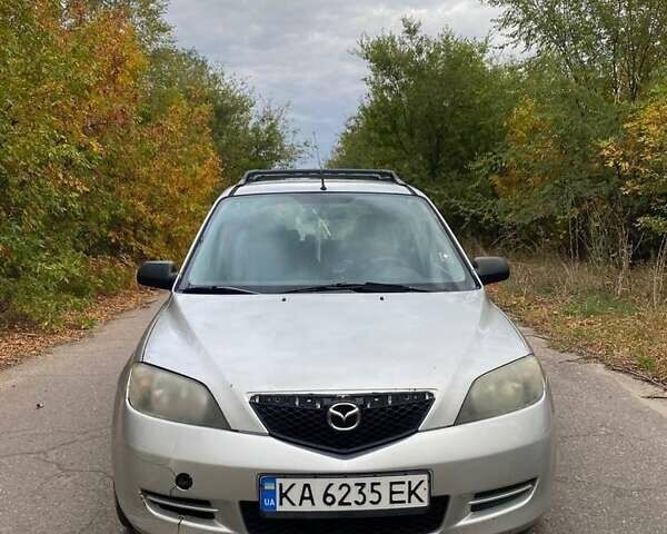 Серый Мазда 2, объемом двигателя 1.4 л и пробегом 248 тыс. км за 3499 $, фото 12 на Automoto.ua
