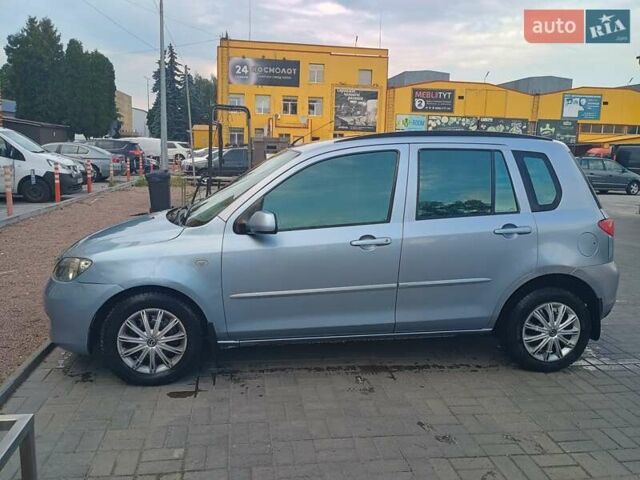 Серый Мазда 2, объемом двигателя 1.4 л и пробегом 250 тыс. км за 3400 $, фото 2 на Automoto.ua
