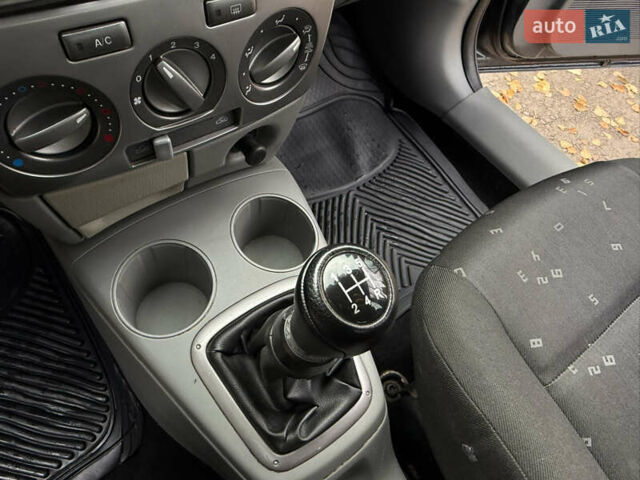 Серый Мазда 2, объемом двигателя 1.4 л и пробегом 247 тыс. км за 3350 $, фото 18 на Automoto.ua