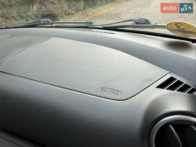 Серый Мазда 2, объемом двигателя 1.4 л и пробегом 247 тыс. км за 3350 $, фото 20 на Automoto.ua