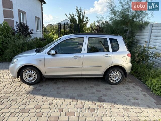 Сірий Мазда 2, об'ємом двигуна 1.4 л та пробігом 209 тис. км за 3200 $, фото 7 на Automoto.ua
