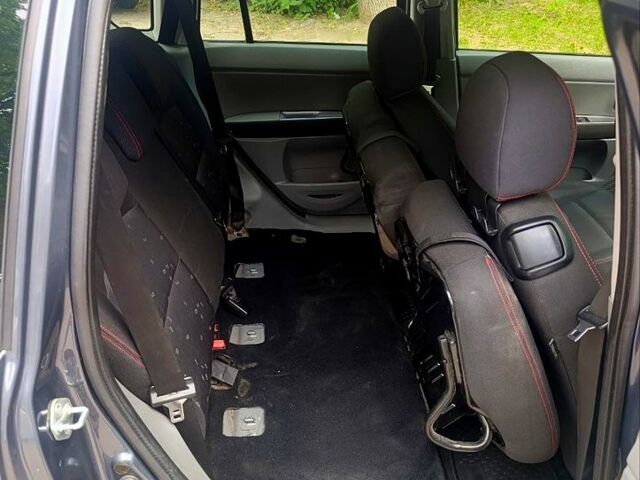 Сірий Мазда 2, об'ємом двигуна 1.4 л та пробігом 329 тис. км за 2700 $, фото 3 на Automoto.ua