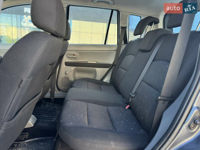 Сірий Мазда 2, об'ємом двигуна 1.4 л та пробігом 254 тис. км за 3500 $, фото 7 на Automoto.ua