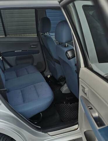 Сірий Мазда 2, об'ємом двигуна 1.4 л та пробігом 226 тис. км за 4350 $, фото 21 на Automoto.ua