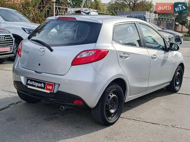 Серый Мазда 2, объемом двигателя 1.3 л и пробегом 168 тыс. км за 4990 $, фото 6 на Automoto.ua