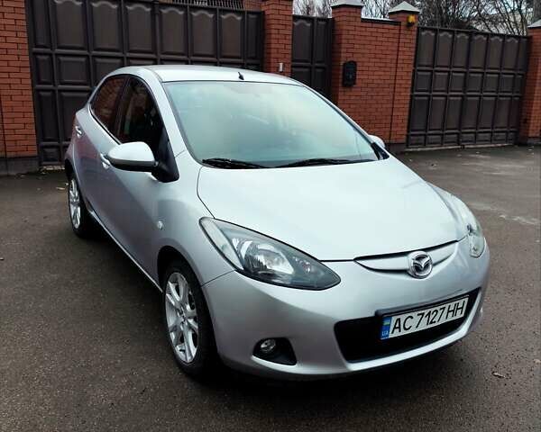 Сірий Мазда 2, об'ємом двигуна 1.4 л та пробігом 230 тис. км за 4800 $, фото 7 на Automoto.ua