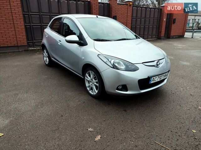 Сірий Мазда 2, об'ємом двигуна 1.4 л та пробігом 230 тис. км за 4800 $, фото 10 на Automoto.ua