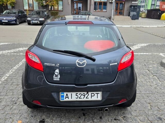 Сірий Мазда 2, об'ємом двигуна 1.5 л та пробігом 153 тис. км за 5500 $, фото 7 на Automoto.ua