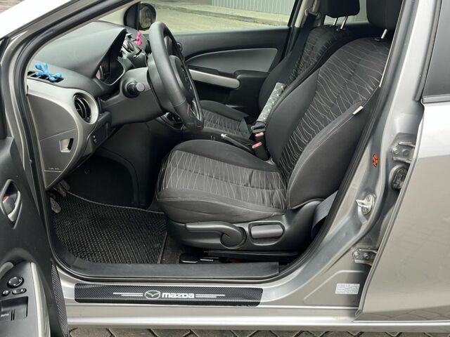 Серый Мазда 2, объемом двигателя 1.4 л и пробегом 249 тыс. км за 4700 $, фото 9 на Automoto.ua