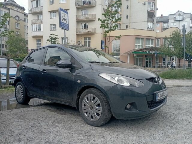 Сірий Мазда 2, об'ємом двигуна 1.5 л та пробігом 137 тис. км за 5400 $, фото 3 на Automoto.ua