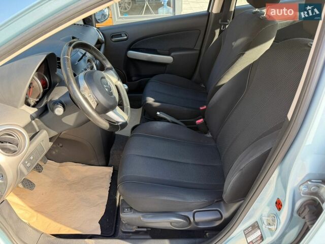 Сірий Мазда 2, об'ємом двигуна 1.4 л та пробігом 103 тис. км за 5699 $, фото 25 на Automoto.ua