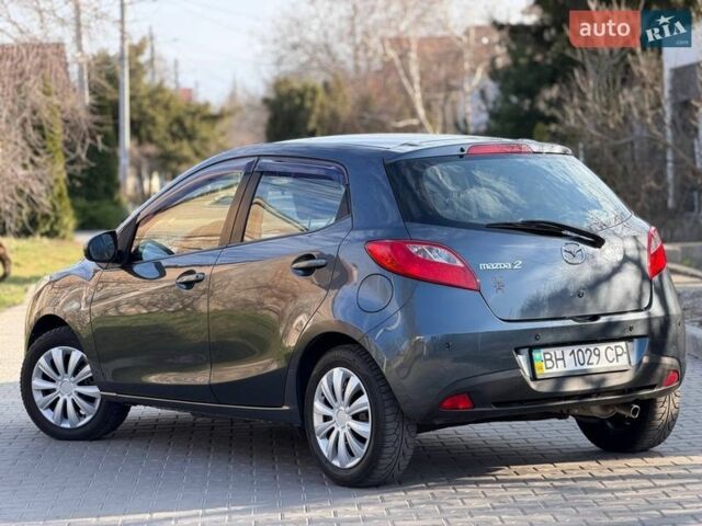 Серый Мазда 2, объемом двигателя 1.5 л и пробегом 159 тыс. км за 6800 $, фото 8 на Automoto.ua