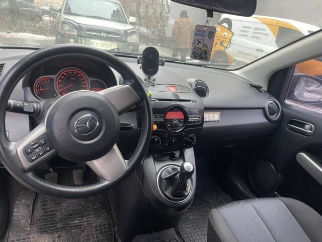 Сірий Мазда 2, об'ємом двигуна 1.6 л та пробігом 160 тис. км за 5500 $, фото 6 на Automoto.ua