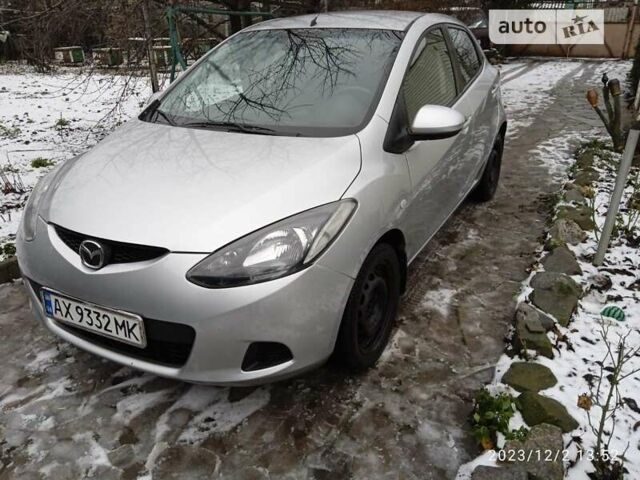 Сірий Мазда 2, об'ємом двигуна 1.4 л та пробігом 150 тис. км за 6000 $, фото 6 на Automoto.ua