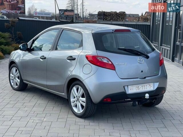Серый Мазда 2, объемом двигателя 1.3 л и пробегом 194 тыс. км за 6850 $, фото 6 на Automoto.ua