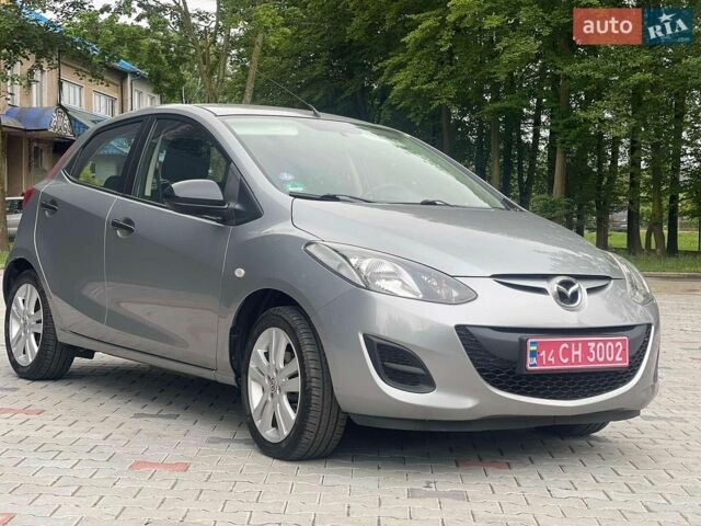 Серый Мазда 2, объемом двигателя 1.3 л и пробегом 194 тыс. км за 5950 $, фото 19 на Automoto.ua