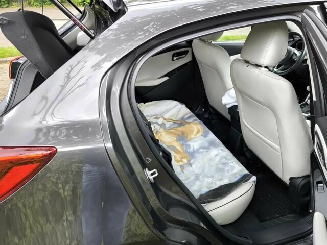 Серый Мазда 2, объемом двигателя 1.5 л и пробегом 44 тыс. км за 6000 $, фото 9 на Automoto.ua