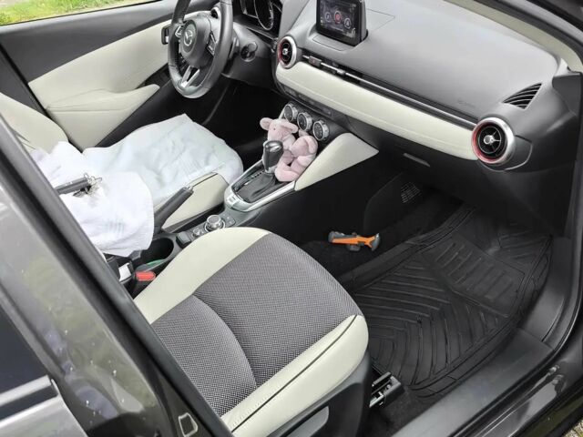 Серый Мазда 2, объемом двигателя 1.5 л и пробегом 44 тыс. км за 6000 $, фото 4 на Automoto.ua