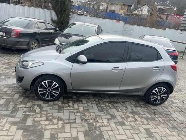 Сірий Мазда 2, об'ємом двигуна 1.6 л та пробігом 167 тис. км за 5000 $, фото 3 на Automoto.ua