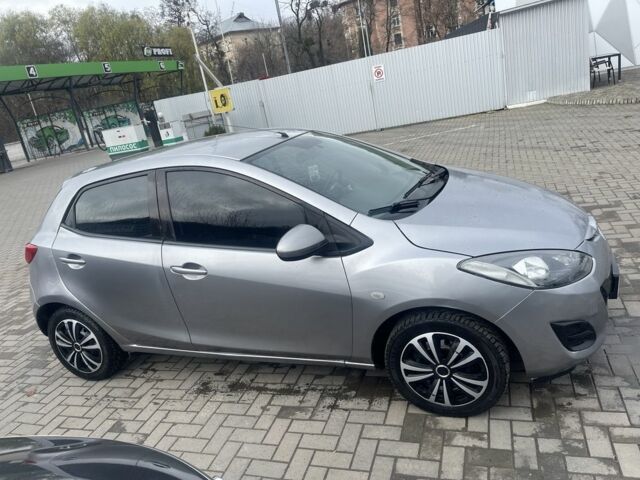 Сірий Мазда 2, об'ємом двигуна 1.6 л та пробігом 167 тис. км за 5000 $, фото 2 на Automoto.ua