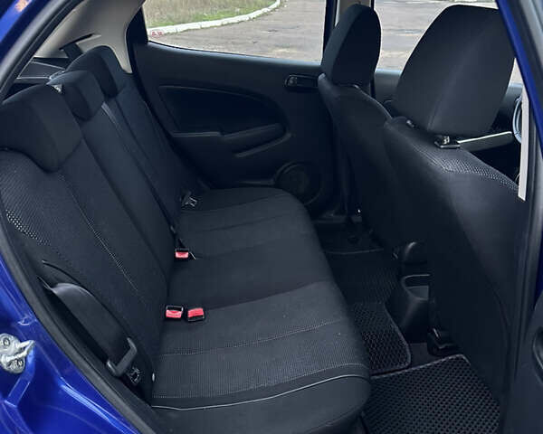 Синій Мазда 2, об'ємом двигуна 1.5 л та пробігом 157 тис. км за 3999 $, фото 15 на Automoto.ua