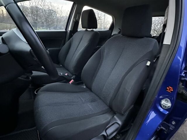 Синій Мазда 2, об'ємом двигуна 1.5 л та пробігом 157 тис. км за 3999 $, фото 17 на Automoto.ua