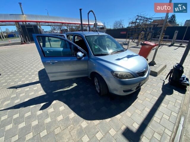 Синий Мазда 2, объемом двигателя 1.39 л и пробегом 272 тыс. км за 4100 $, фото 5 на Automoto.ua