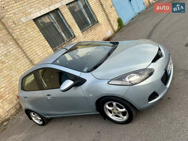 Синий Мазда 2, объемом двигателя 1.3 л и пробегом 182 тыс. км за 4500 $, фото 2 на Automoto.ua