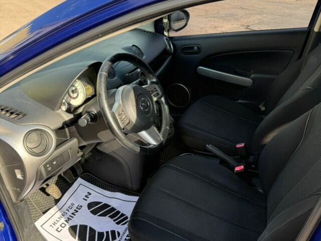 Синій Мазда 2, об'ємом двигуна 1.5 л та пробігом 171 тис. км за 4900 $, фото 5 на Automoto.ua