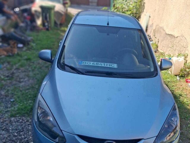 Синій Мазда 2, об'ємом двигуна 1.35 л та пробігом 214 тис. км за 3802 $, фото 1 на Automoto.ua