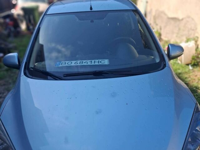 Синій Мазда 2, об'ємом двигуна 1.35 л та пробігом 214 тис. км за 3802 $, фото 9 на Automoto.ua