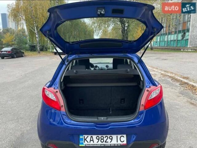 Синий Мазда 2, объемом двигателя 1.6 л и пробегом 261 тыс. км за 4599 $, фото 9 на Automoto.ua