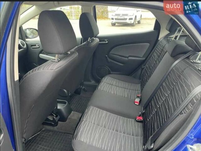 Синий Мазда 2, объемом двигателя 1.6 л и пробегом 261 тыс. км за 4599 $, фото 8 на Automoto.ua