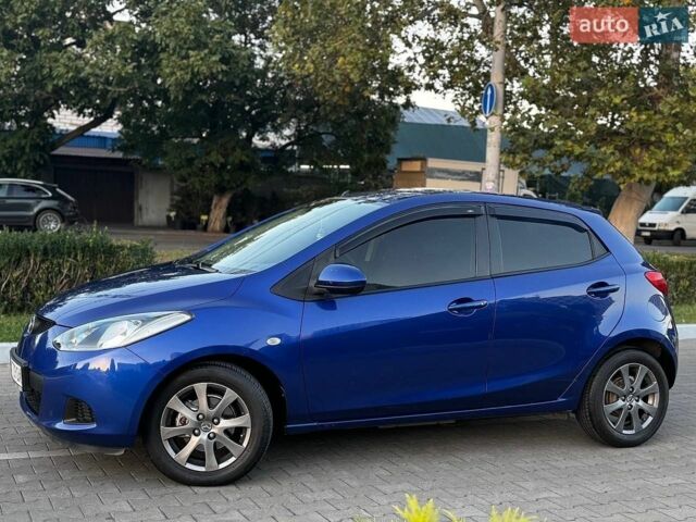 Синий Мазда 2, объемом двигателя 1.5 л и пробегом 155 тыс. км за 7000 $, фото 3 на Automoto.ua