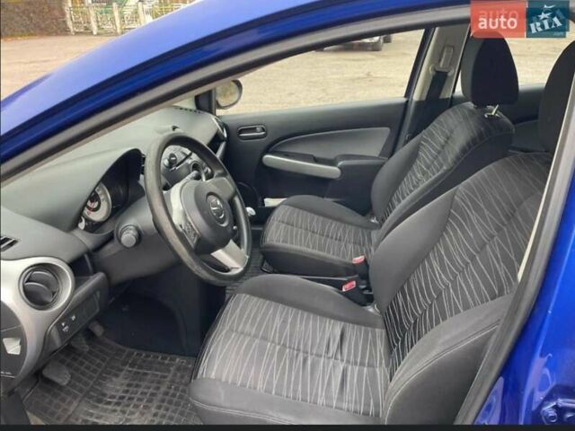 Синий Мазда 2, объемом двигателя 1.6 л и пробегом 261 тыс. км за 4599 $, фото 6 на Automoto.ua