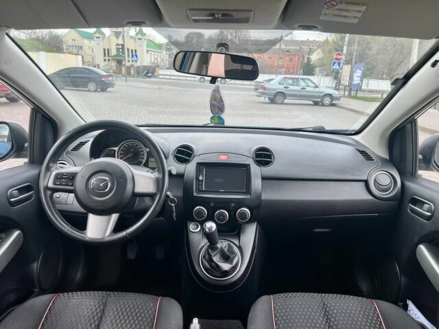 Синій Мазда 2, об'ємом двигуна 1.35 л та пробігом 197 тис. км за 5450 $, фото 2 на Automoto.ua