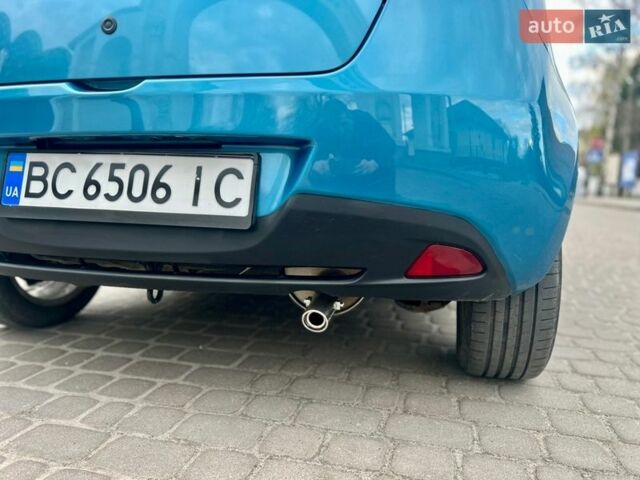 Синій Мазда 2, об'ємом двигуна 1.35 л та пробігом 271 тис. км за 5450 $, фото 27 на Automoto.ua