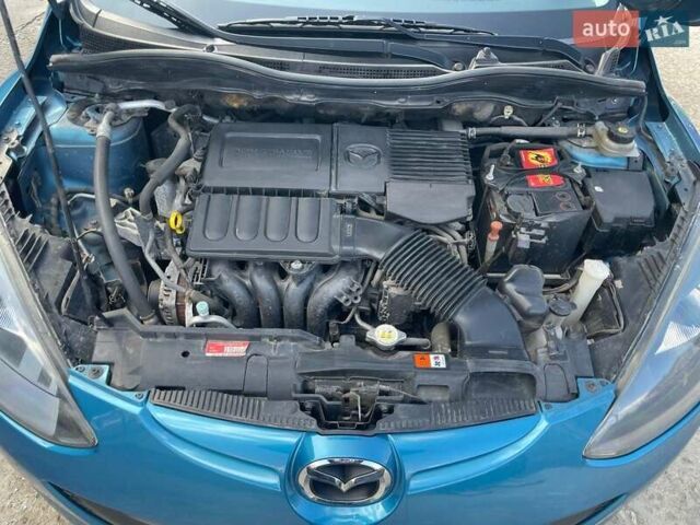 Синий Мазда 2, объемом двигателя 1.35 л и пробегом 165 тыс. км за 8700 $, фото 9 на Automoto.ua