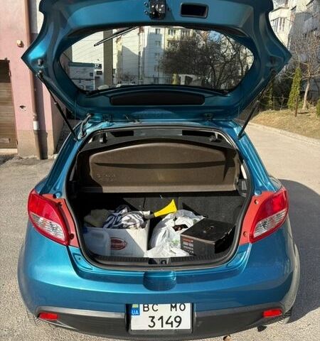 Синий Мазда 2, объемом двигателя 1.5 л и пробегом 80 тыс. км за 7500 $, фото 12 на Automoto.ua