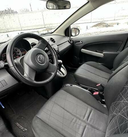 Синий Мазда 2, объемом двигателя 1.5 л и пробегом 166 тыс. км за 8200 $, фото 12 на Automoto.ua