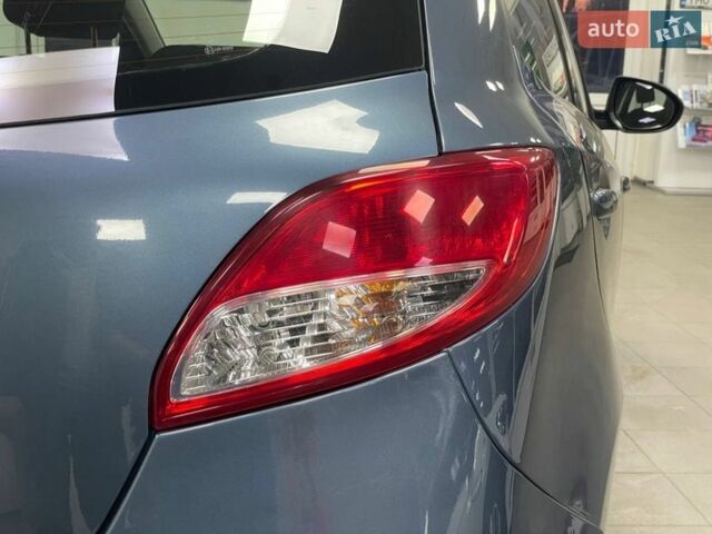 Синій Мазда 2, об'ємом двигуна 1.5 л та пробігом 166 тис. км за 6790 $, фото 11 на Automoto.ua