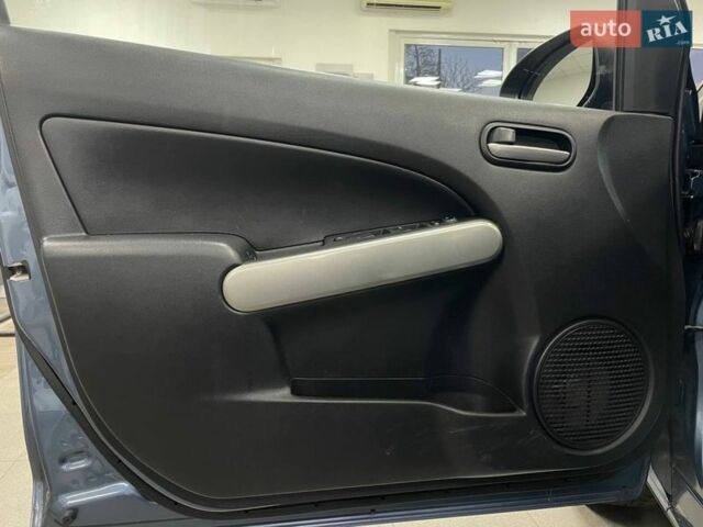 Синий Мазда 2, объемом двигателя 1.5 л и пробегом 166 тыс. км за 8690 $, фото 13 на Automoto.ua