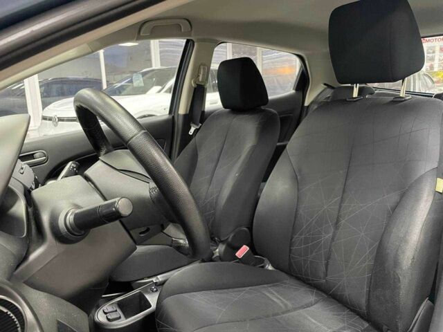 Синий Мазда 2, объемом двигателя 1.5 л и пробегом 166 тыс. км за 6790 $, фото 9 на Automoto.ua