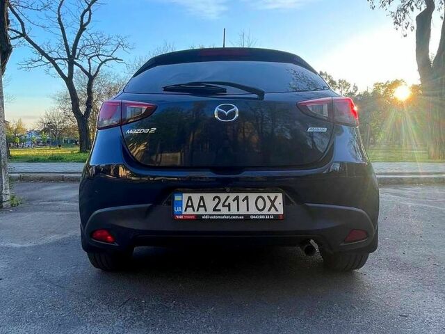 Синий Мазда 2, объемом двигателя 1.5 л и пробегом 196 тыс. км за 10000 $, фото 2 на Automoto.ua