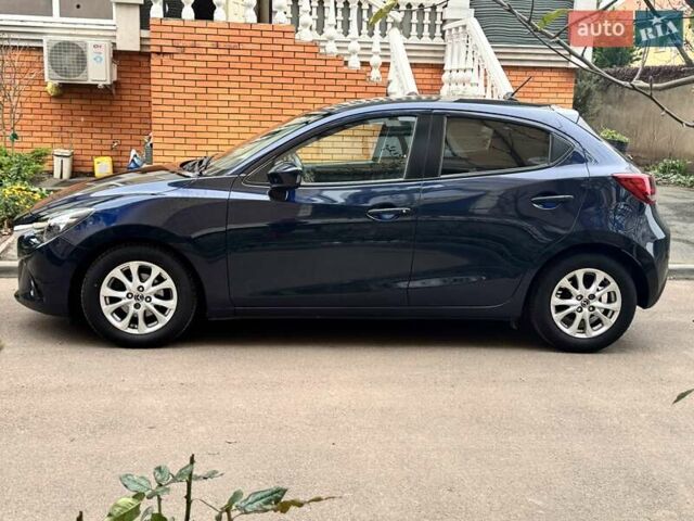 Синий Мазда 2, объемом двигателя 1.5 л и пробегом 43 тыс. км за 13000 $, фото 2 на Automoto.ua